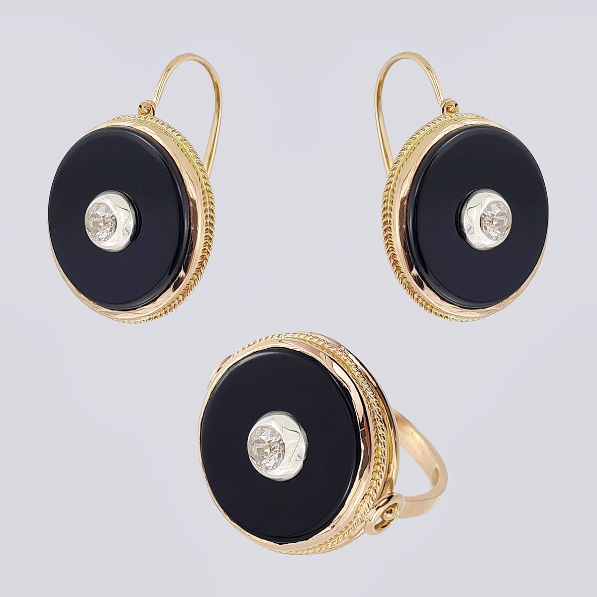 Золотой комплект серьги-кольцо 585 пробы с бриллиантами старой огранки и агатом