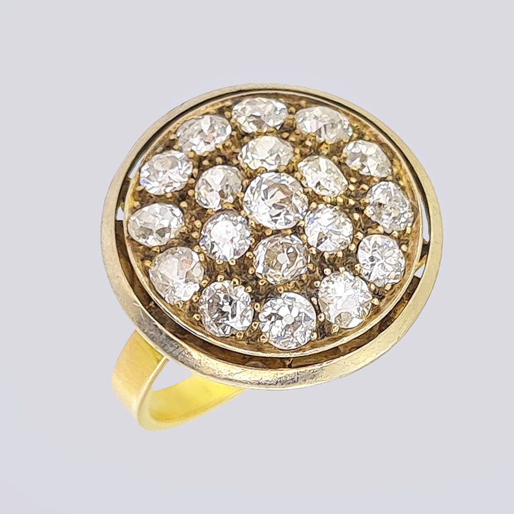 Крупное кольцо «малина» с бриллиантами из золота 56 пробы 19 века