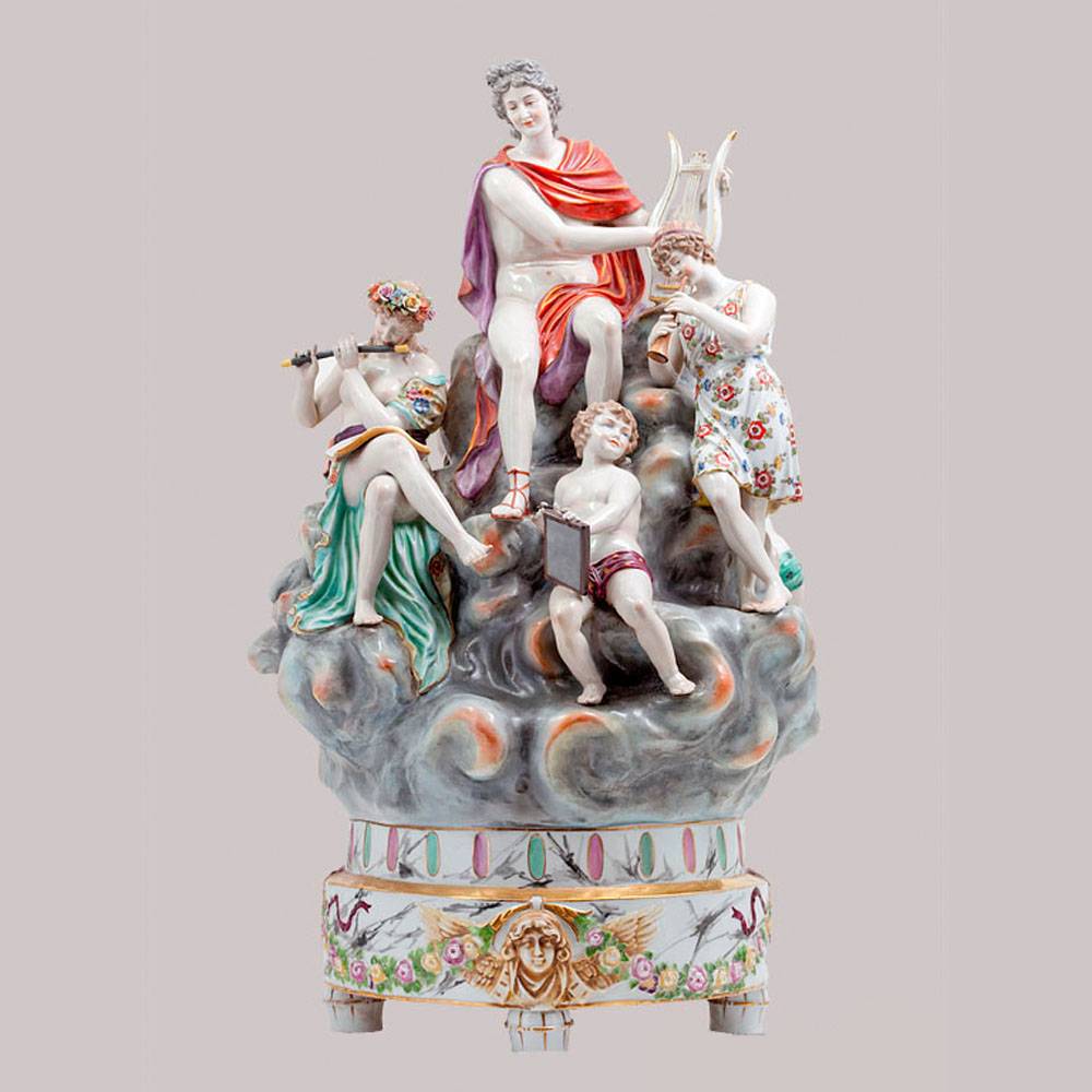 Скульптурная композиция «Аполлон и музы» из фарфора 20 века (Неаполь, Италия)