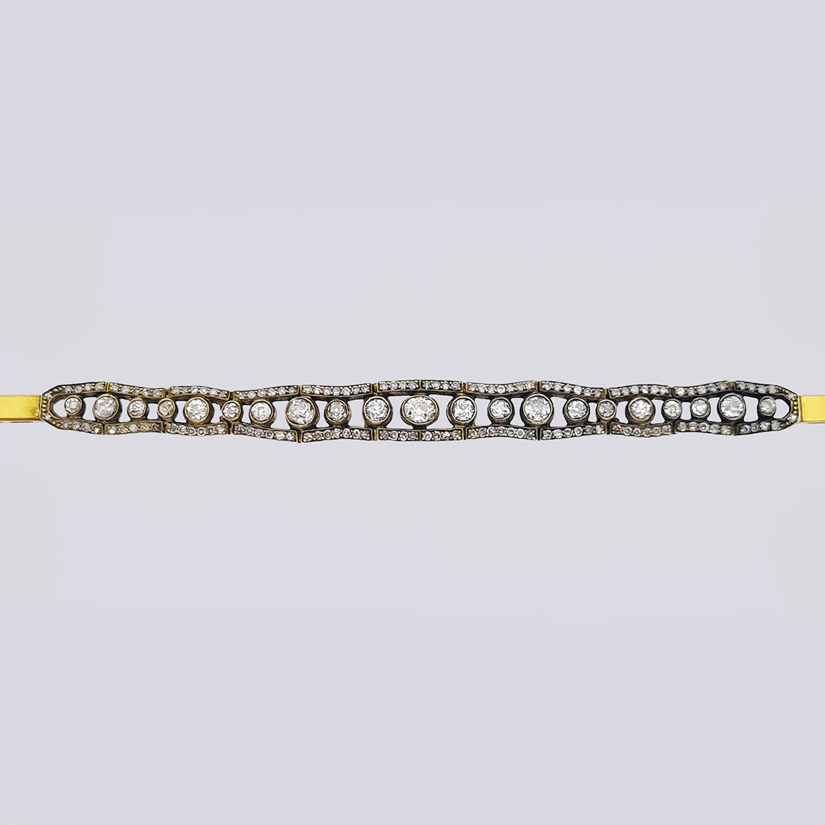 Золотой браслет с бриллиантами старой огранки (19 см, 56 проба)