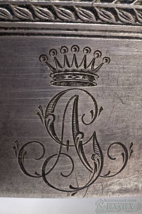 Стакан с серебряным кантом 800 пробы и гравировкой 19 века