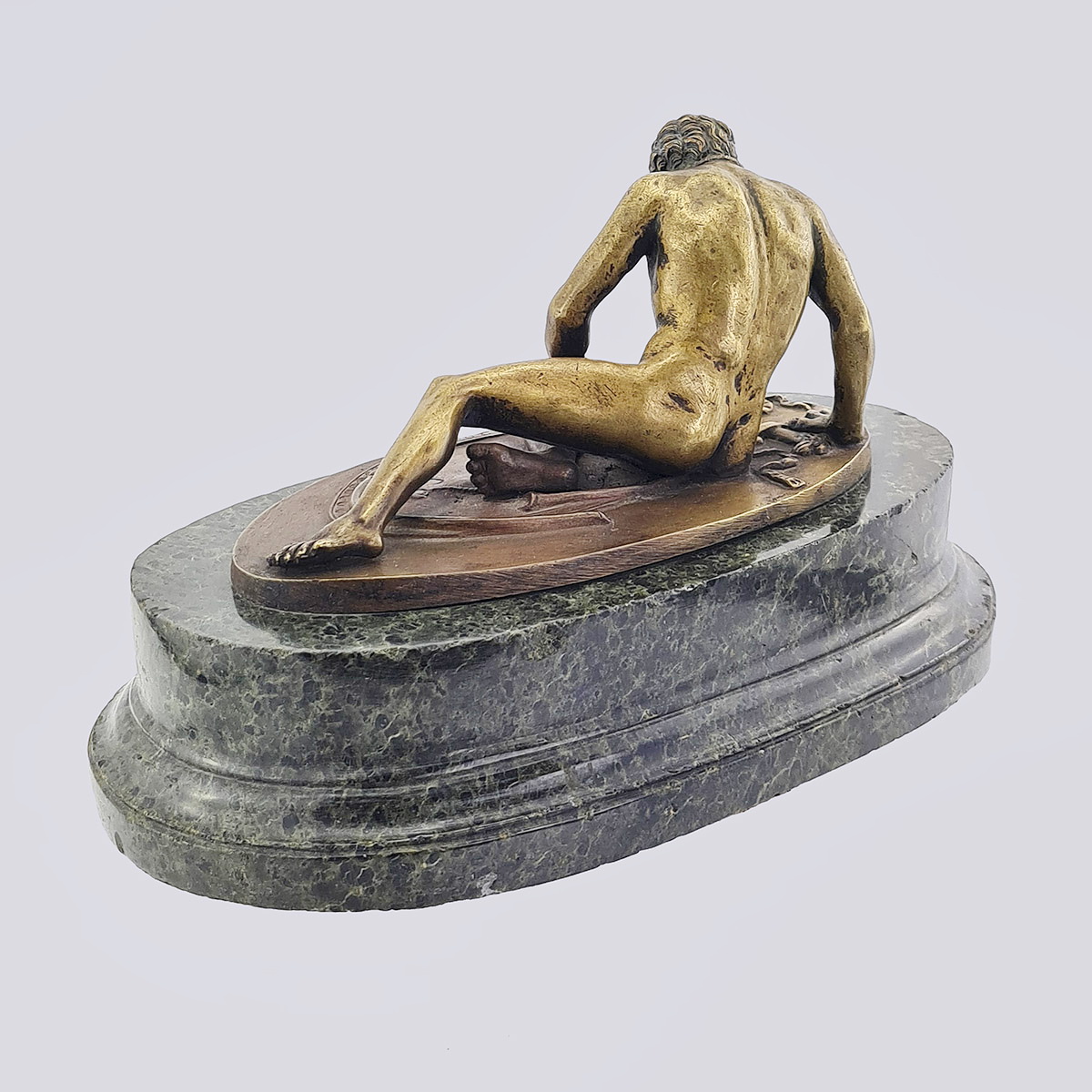 Скульптура «Поверженный воин» из бронзы конца 19 века