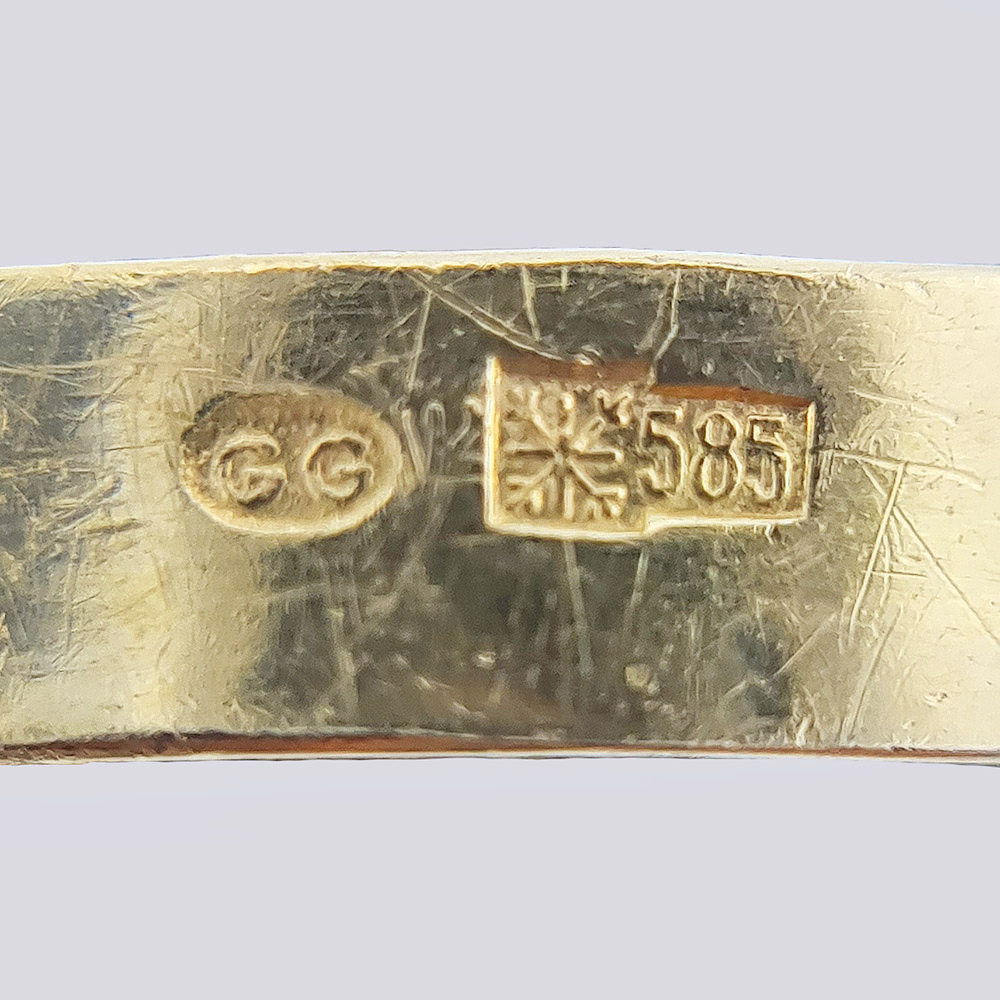 Кольцо СССР с жемчужиной Мобэ в бриллиантах из золота 583 пробы