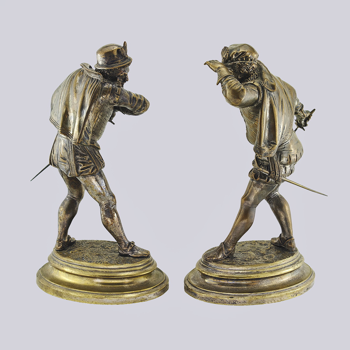 Парные фигуры из бронзы «Мушкетёры» с серебрением (Émile Guillemin)