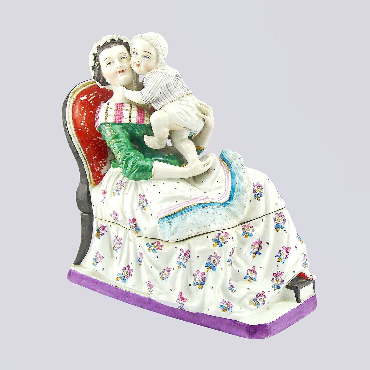 Фарфоровая статуэтка-чернильница «Мать с ребёнком» (19 век)