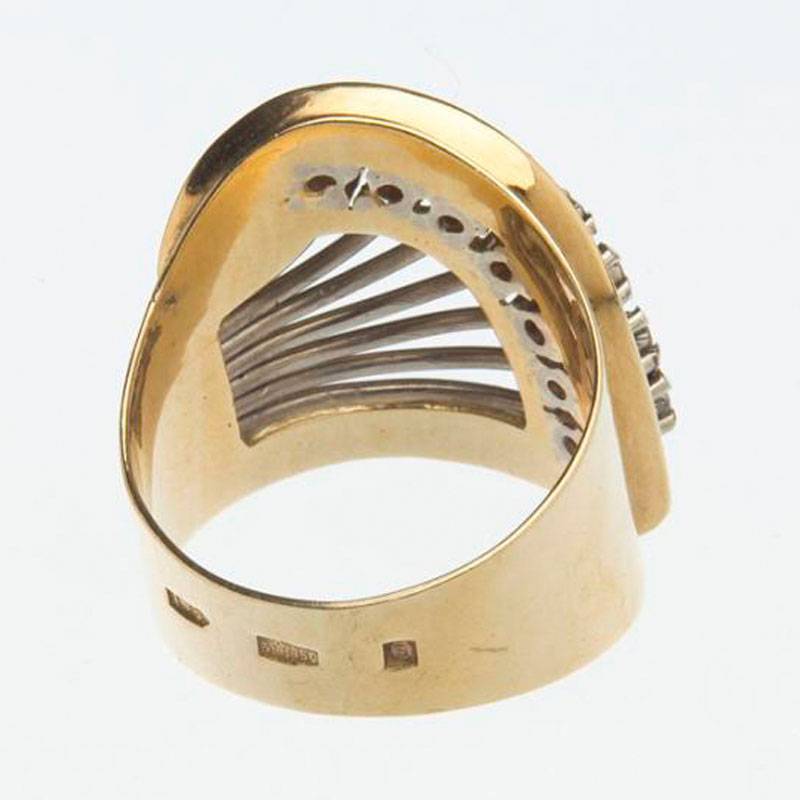 Кольцо СССР с бриллиантами из золота 750 пробы (17,5)