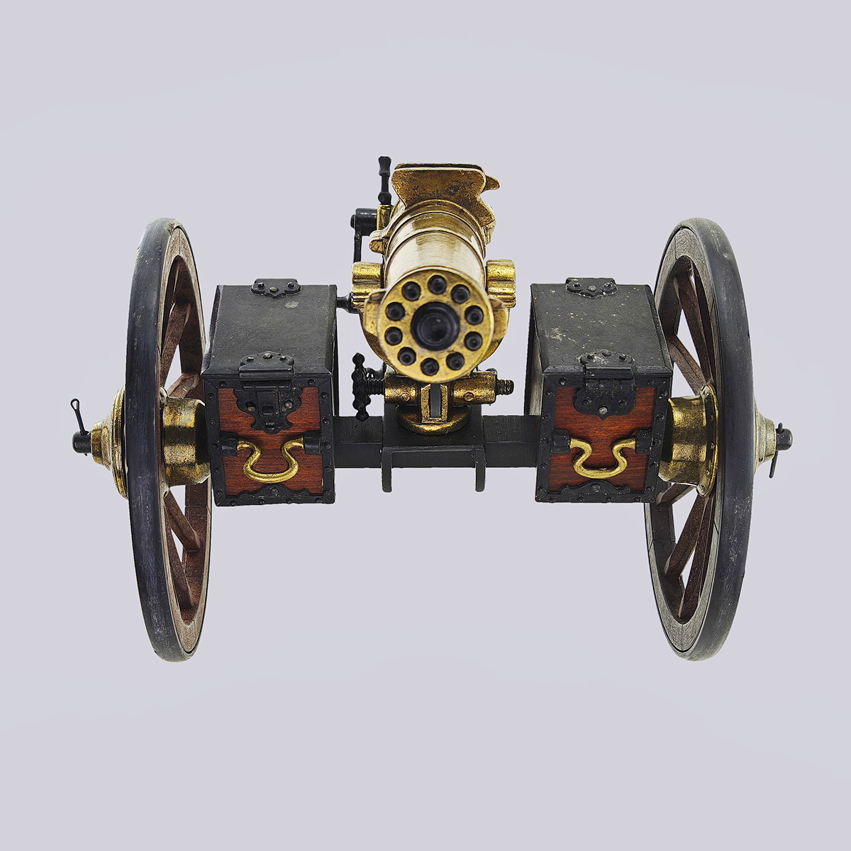 Настольное украшение  «Модель пушки-пулемета» (бронза, дерево)