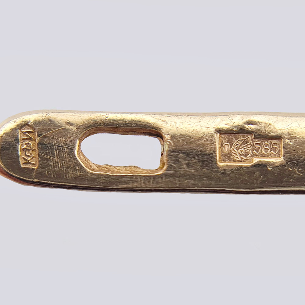 Серьги-подвески из золота 585 пробы с янтарём