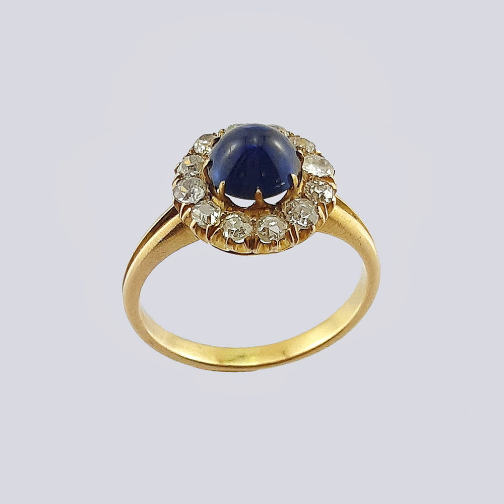 Кольцо в форме Малина из золота 56 пробы с сапфиром и бриллиантами 19 века
