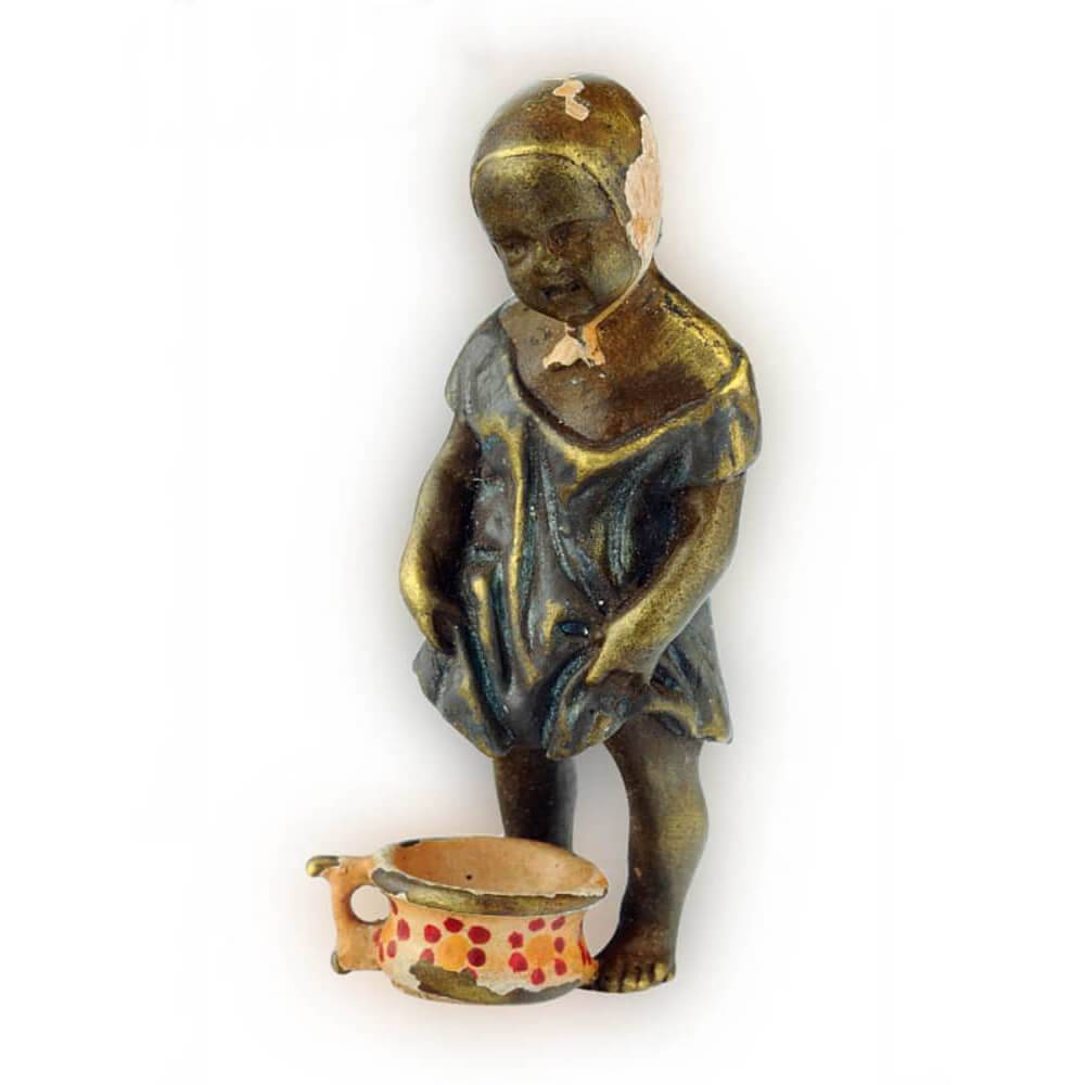 Статуэтка «Ребенок с горшком» венская бронзы 19 века (Franz Bergmann, Австрия)