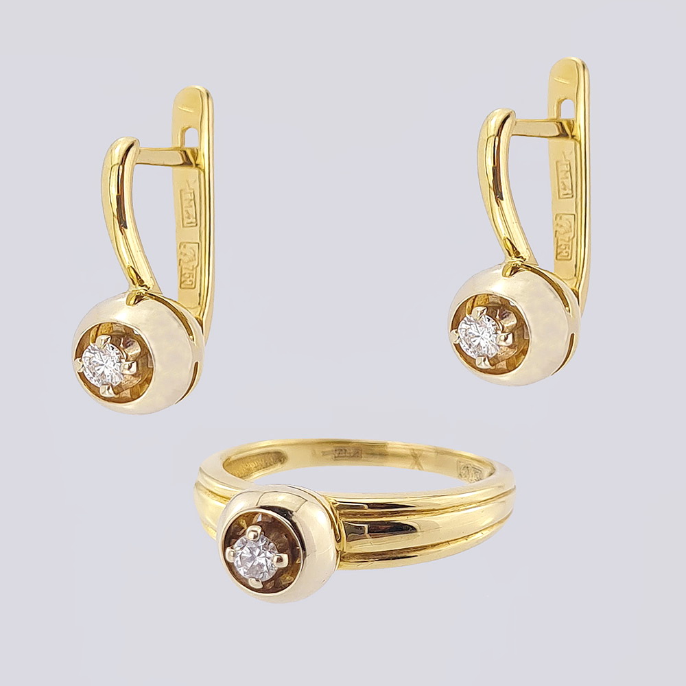 Комплект серьги и кольцо из золота 750 пробы с бриллиантами купить в Москве
