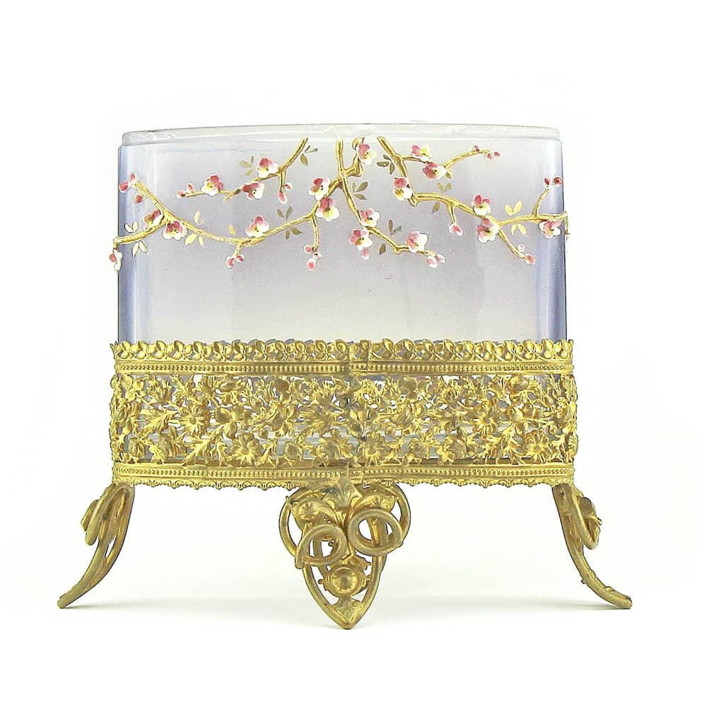 Декоративная ваза «Цветы» из стекла начала 20 века