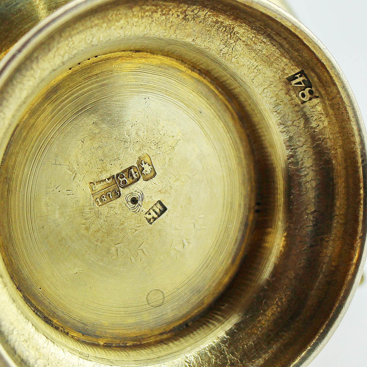 Молочник в виде кувшина с гравировкой из серебра 84 пробы 19 века