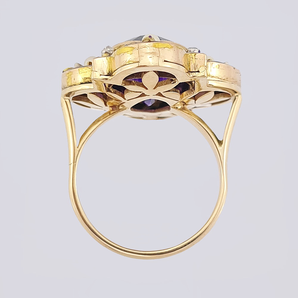 Кольцо золотое старинное с натуральным аметистом ,речным жемчугом ,алмазами и эмалью