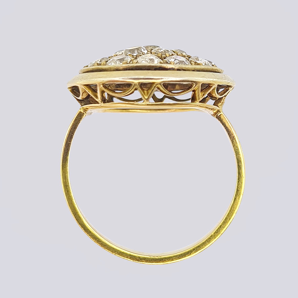 Крупное кольцо «малина» с бриллиантами из золота 56 пробы 19 века