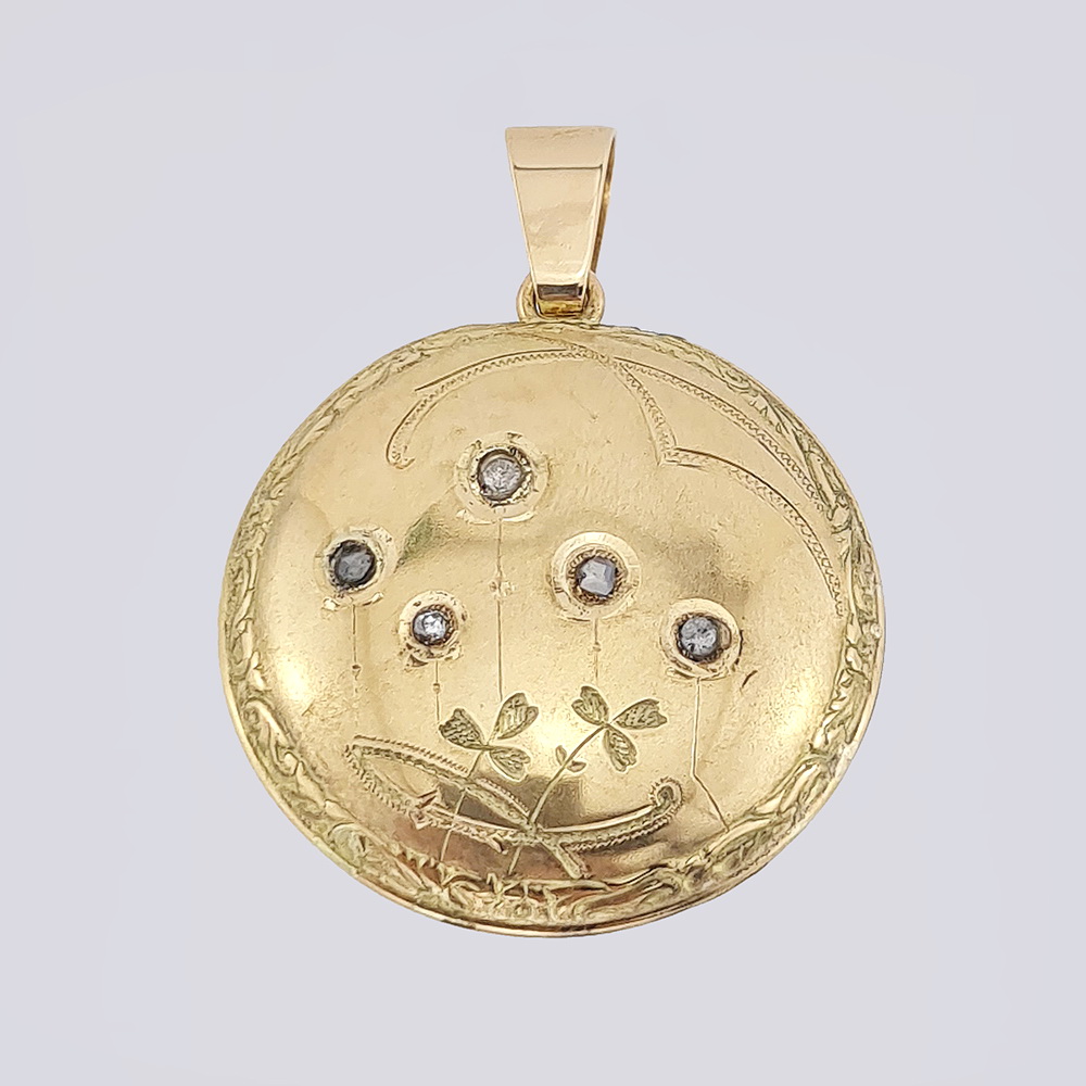 Дутая золотая подвеска с 5 алмазами конца (56 проба, 19 век)