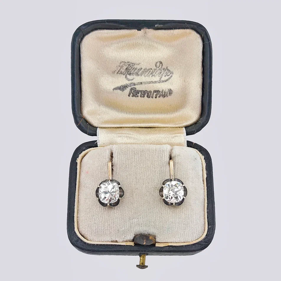 Серьги золотые и серебряные 585-й и 875-й проб с бриллиантами