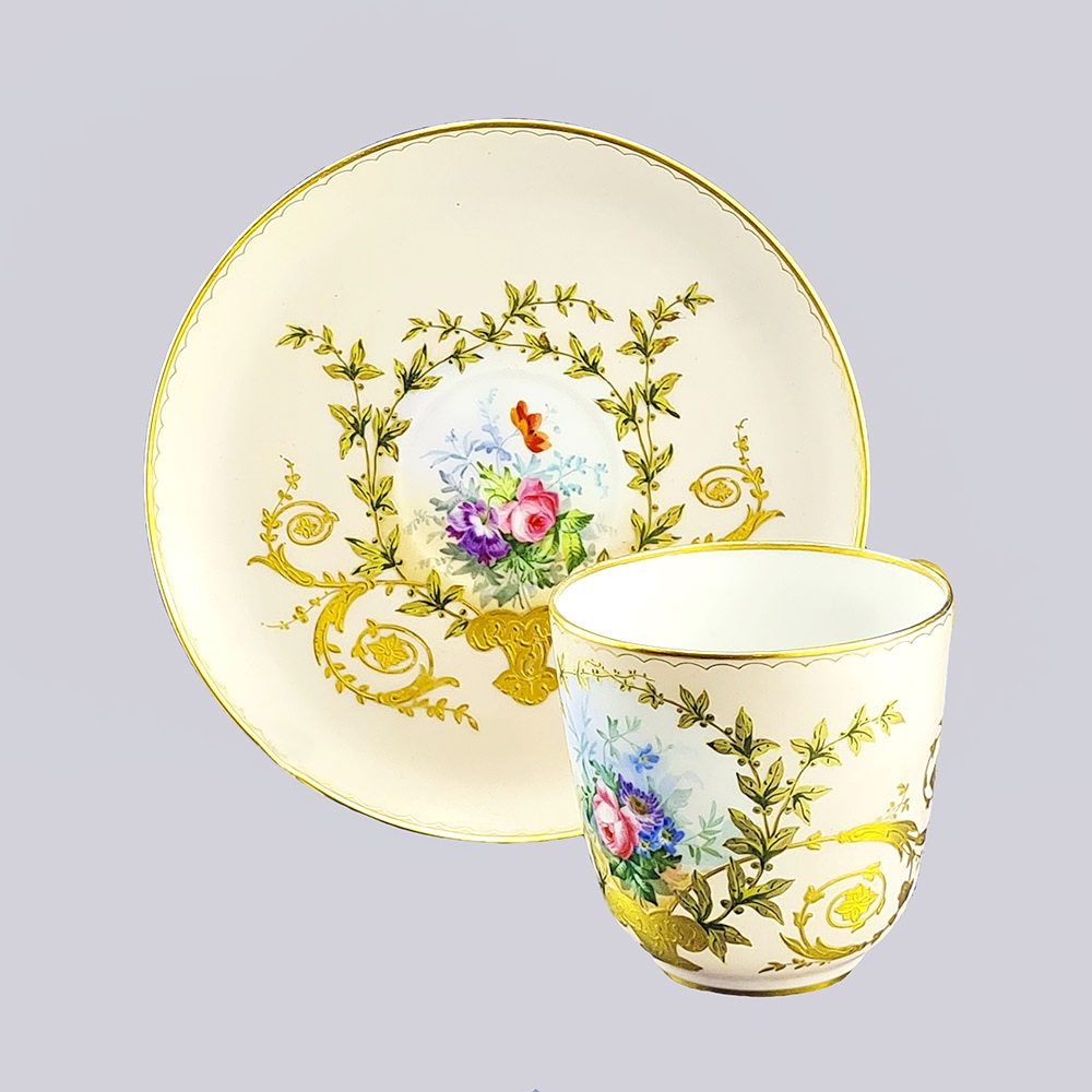 Чайная пара с цветами (ИФЗ период А II, Российская Империя)