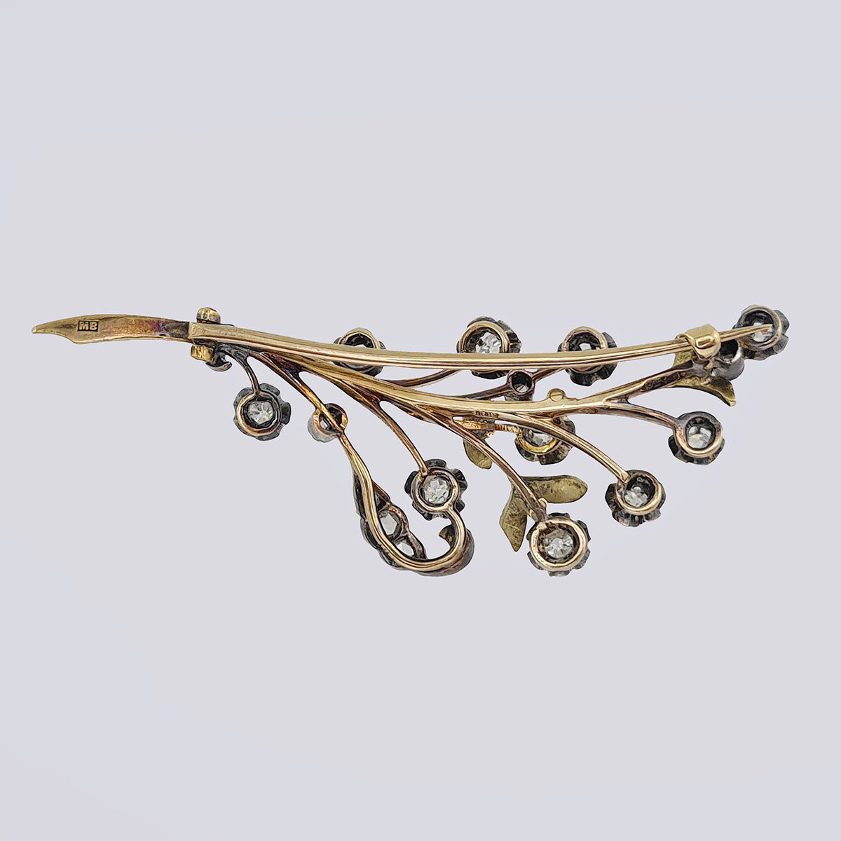 Брошь «ветка» из золота 56 пробы с бриллиантами и алмазами