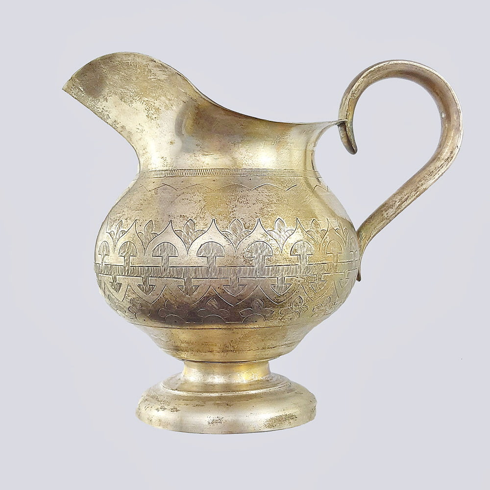 Молочник с нео-русским орнаментом из серебра 84 пробы 19 века