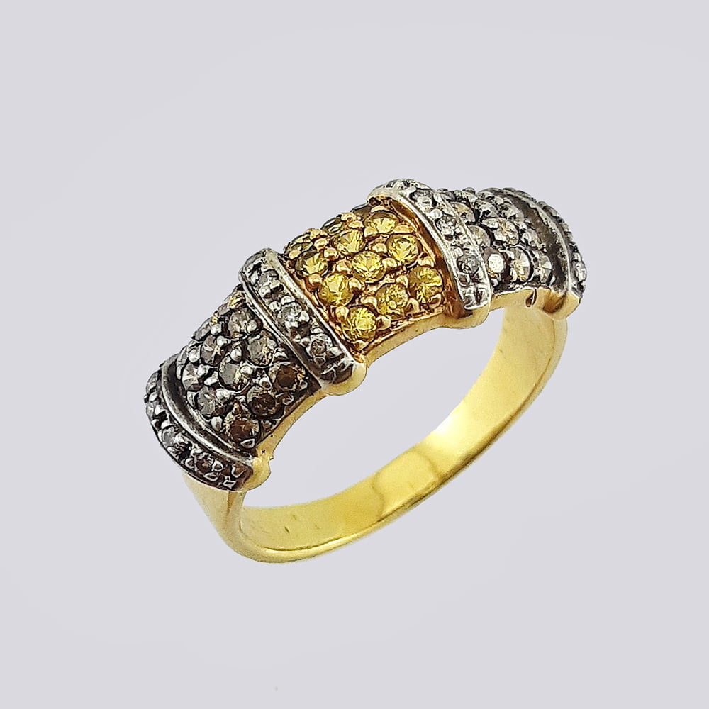 Кольцо золото 750 пробы с цветными фантазийными бриллиантами
