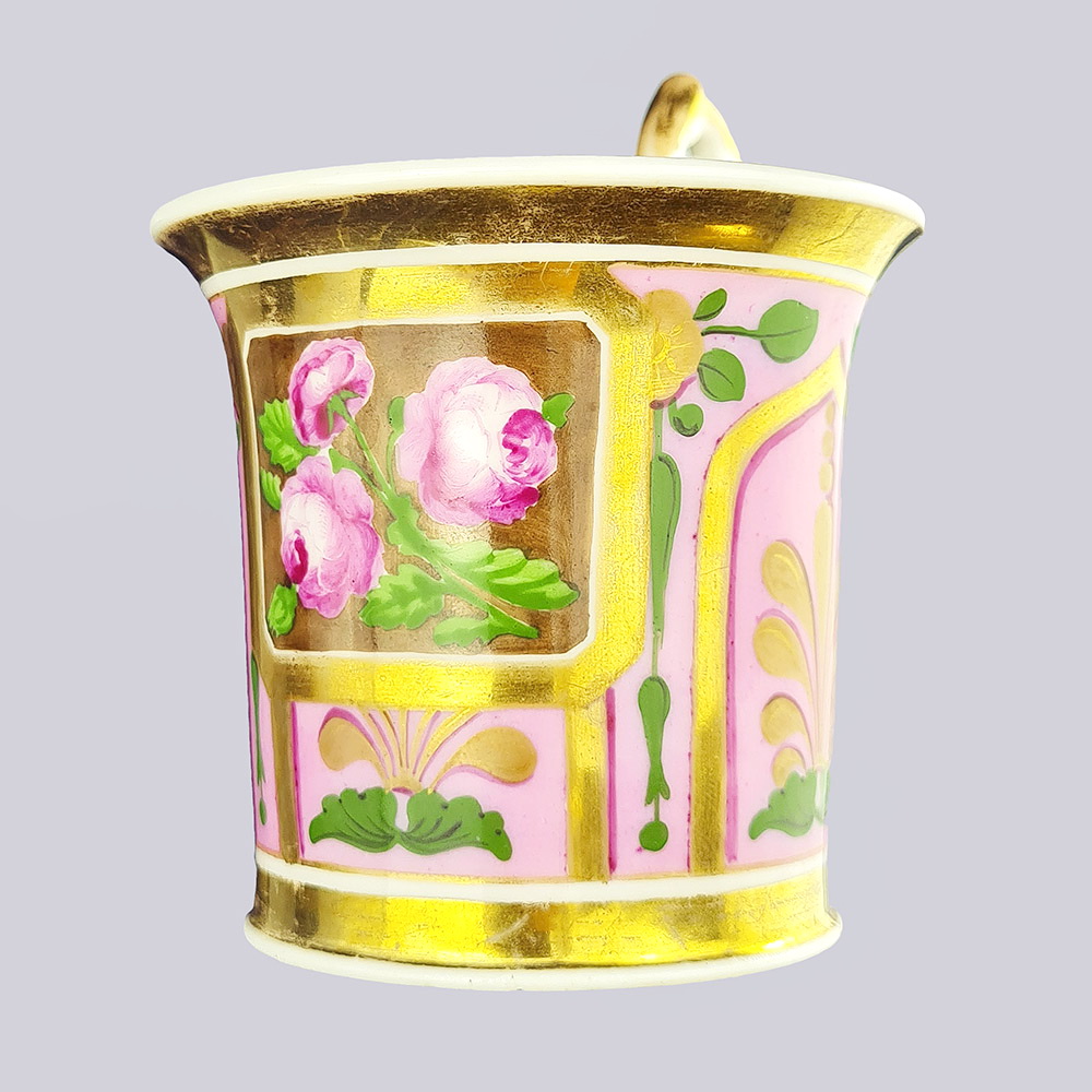 Чайная пара с орнаментом по розовому фону (завод Гарднеръ, сер. 19 века)