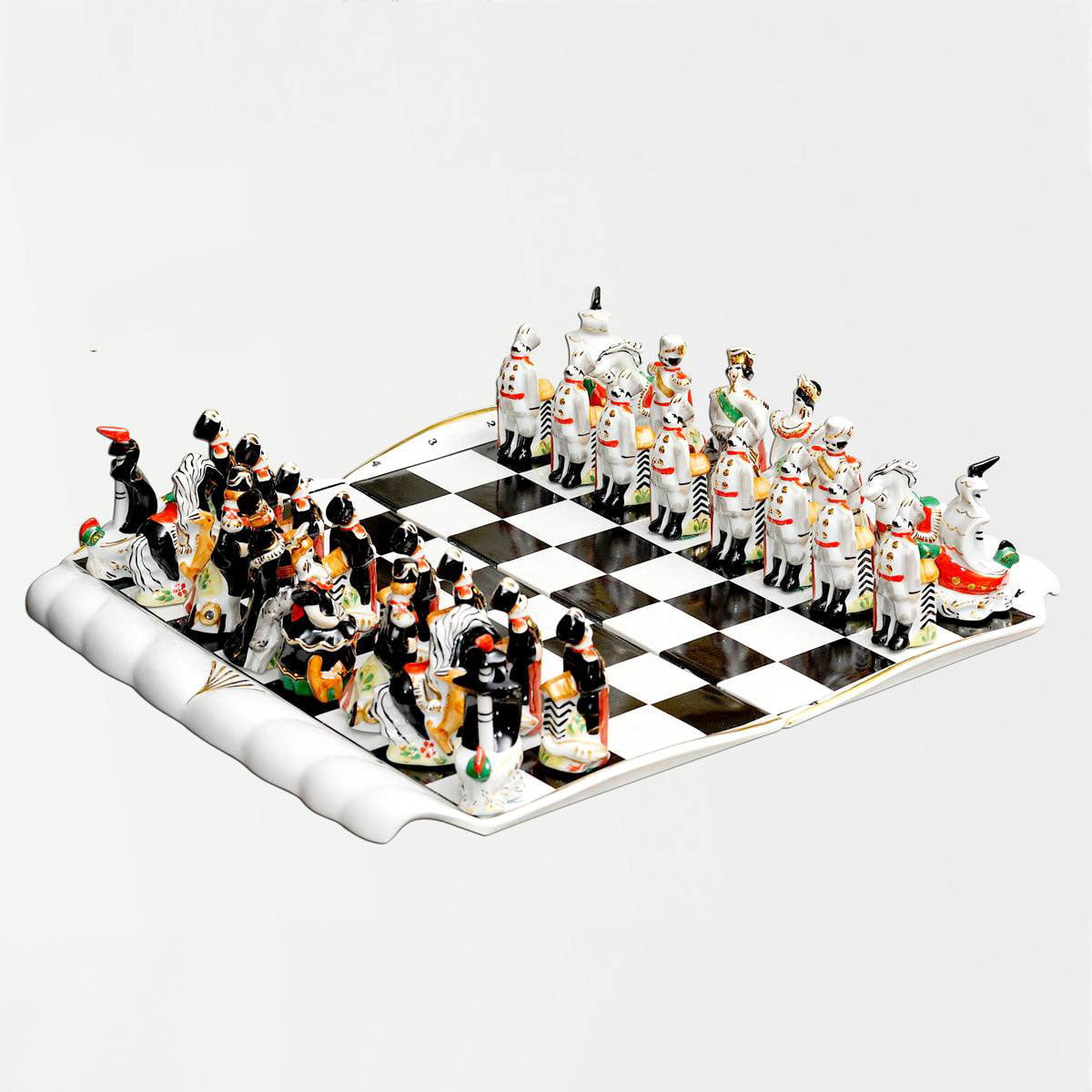 Фарфоровые шахматы (Гарднеръ, 1990-е гг.)