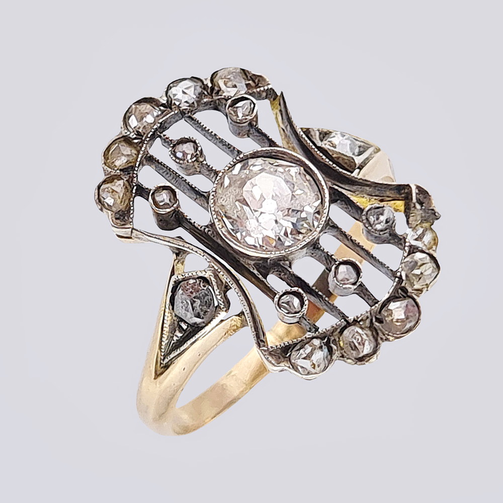 Антикварное кольцо второй половины XIX века с бриллиантом и алмазами