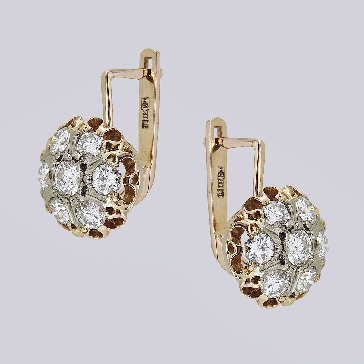 Серьги в форме малины золотые 583 пробы с якутскими бриллиантами