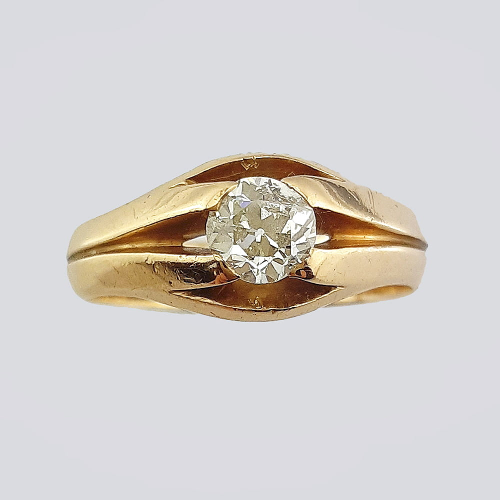 Кольцо с бриллиантом из золота 56 пробы 19 века