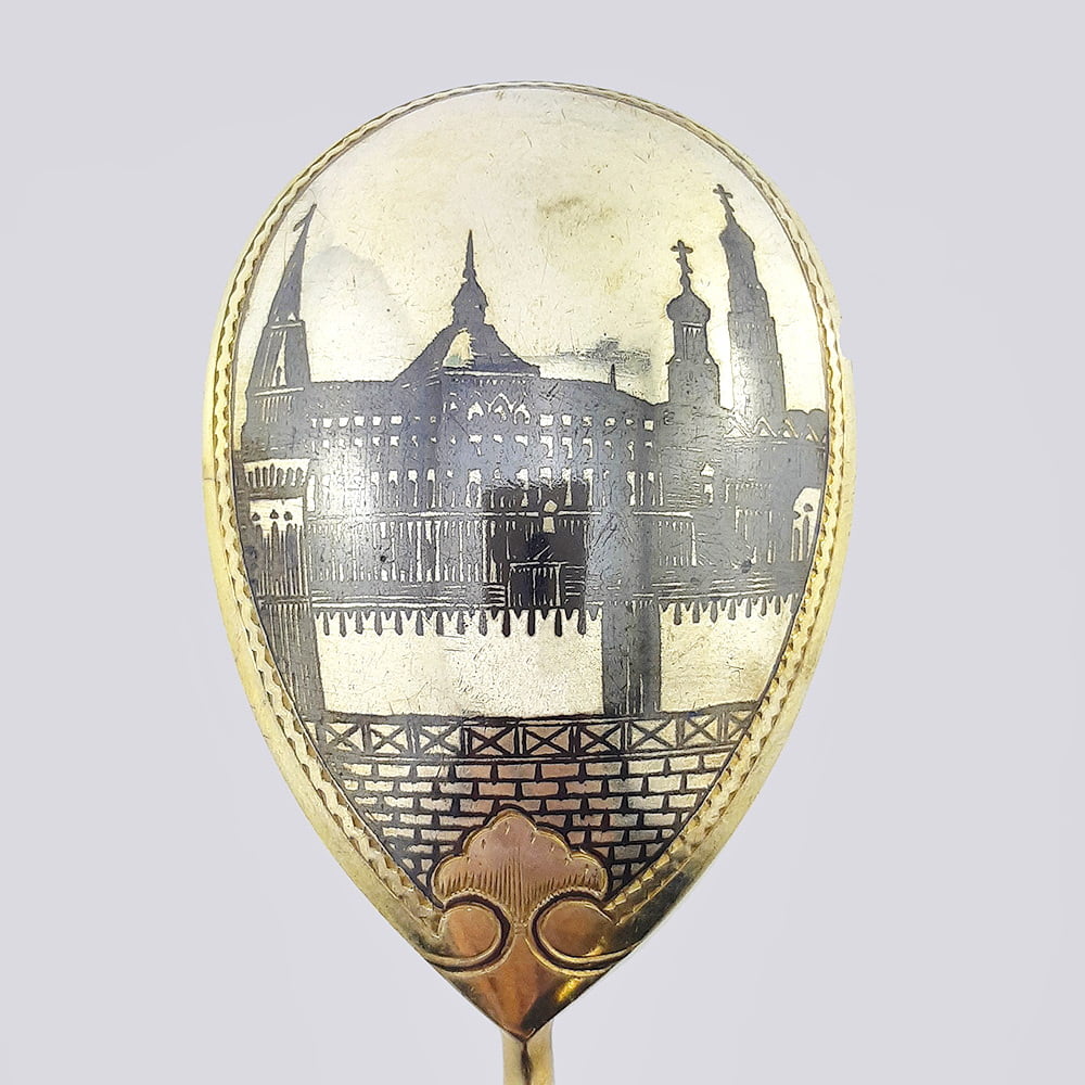 Серебряная ложка 84 пробы с изображением Кремля чернь 19 века