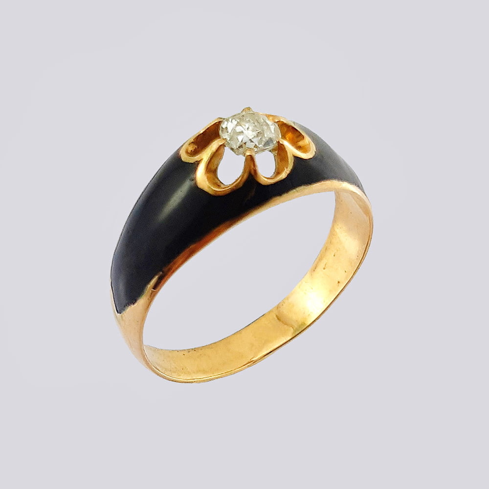 Кольцо из золота 583 пробы с бриллиантом и черной эмалью