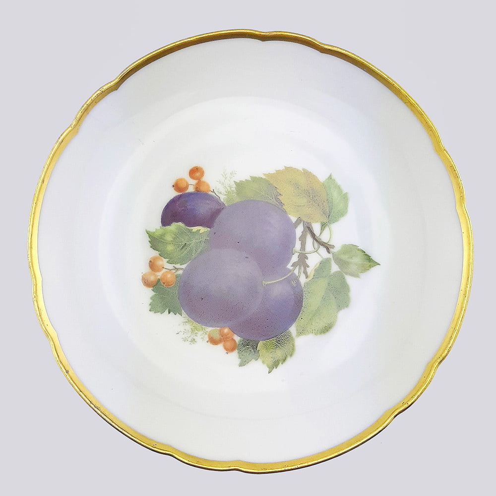 4 фарфоровые тарелки с фруктами с золотой каймой (Германия)