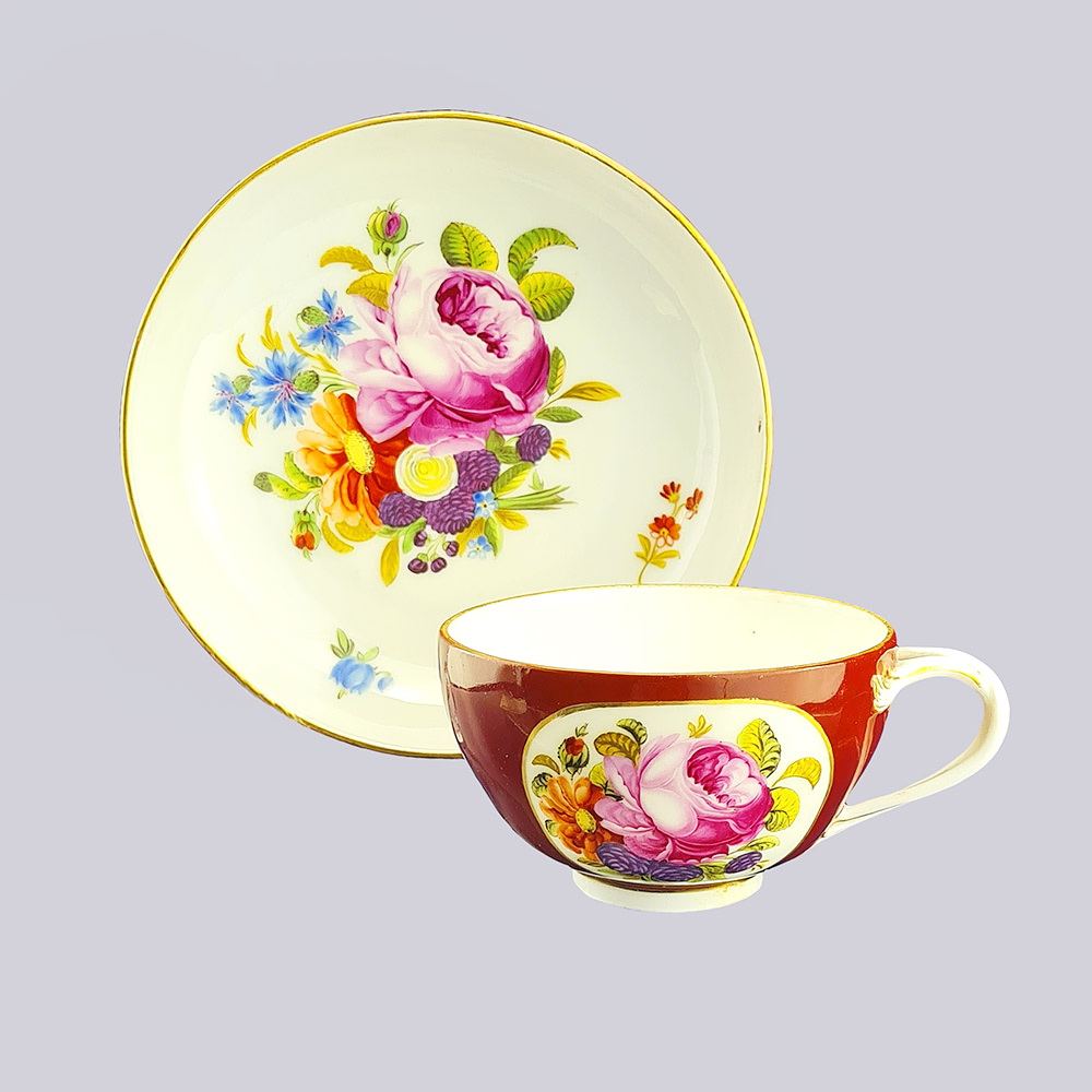 Кофейная пара чашка с блюдцем парного цвета с цветами (завод А.Г. Попова)