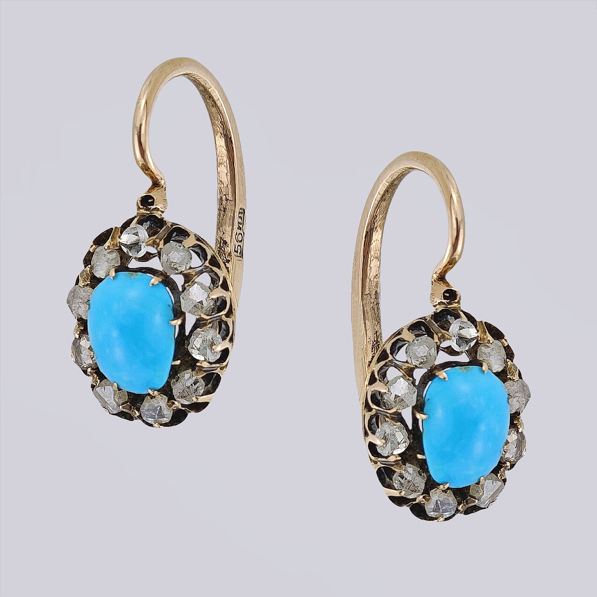 Серьги золотые 56 пробы в форме " малины" с природной бирюзой и алмазами огранки "роза"