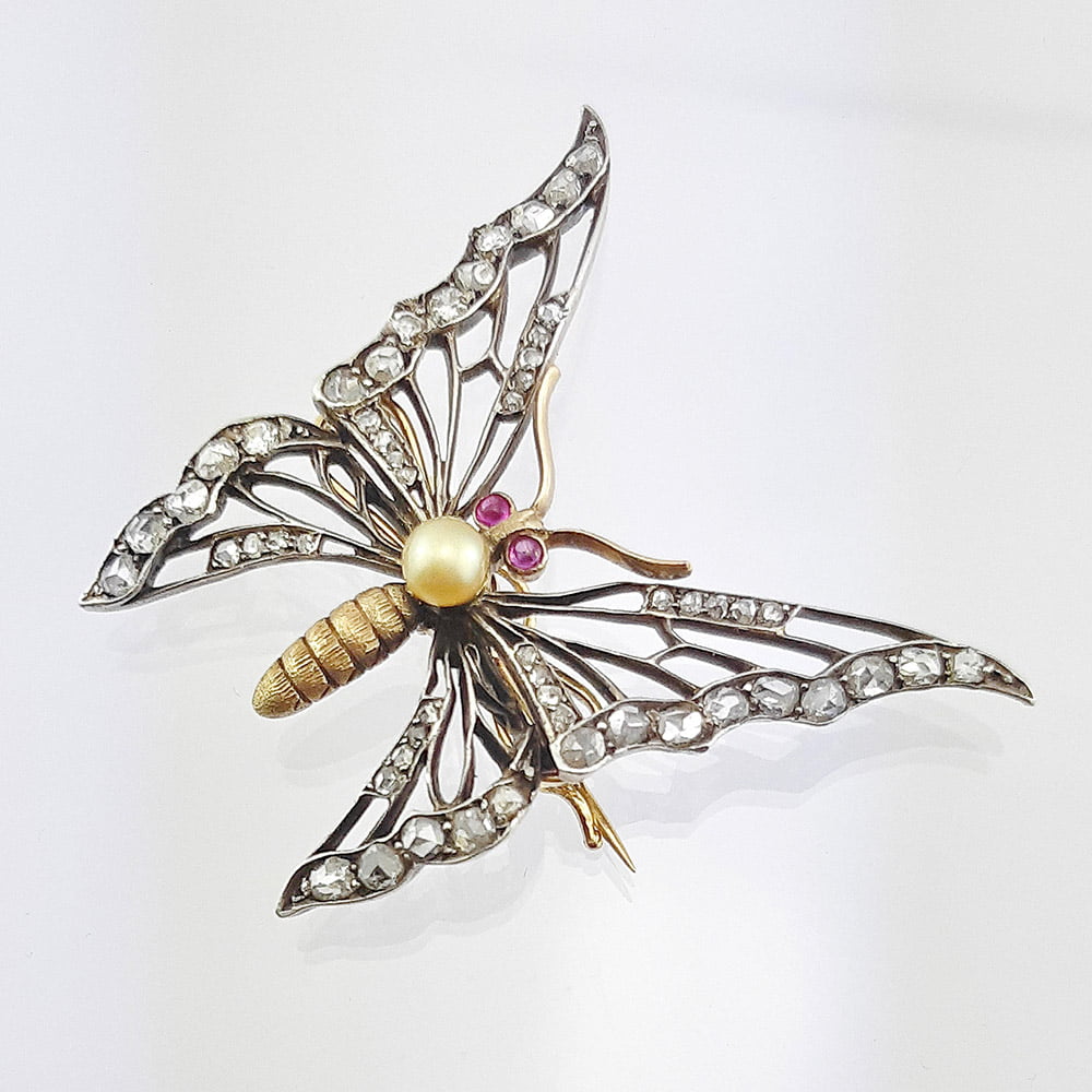 Брошь «Бабочка» с алмазами и жемчугом из золота 585 пробы 19 века