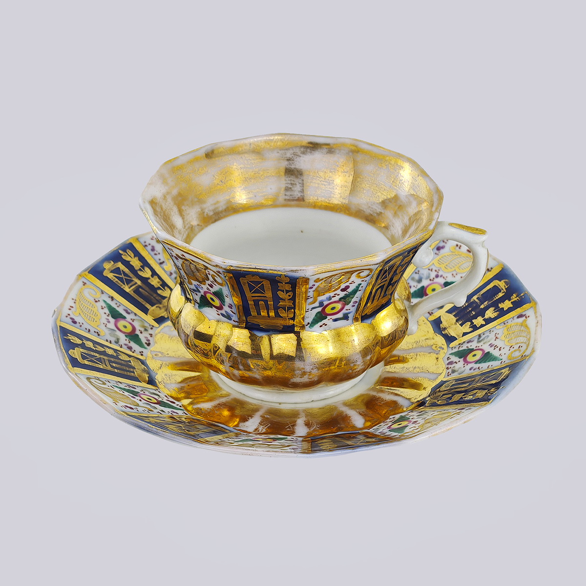 Чайная пара из фарфора (роспись, золочение)