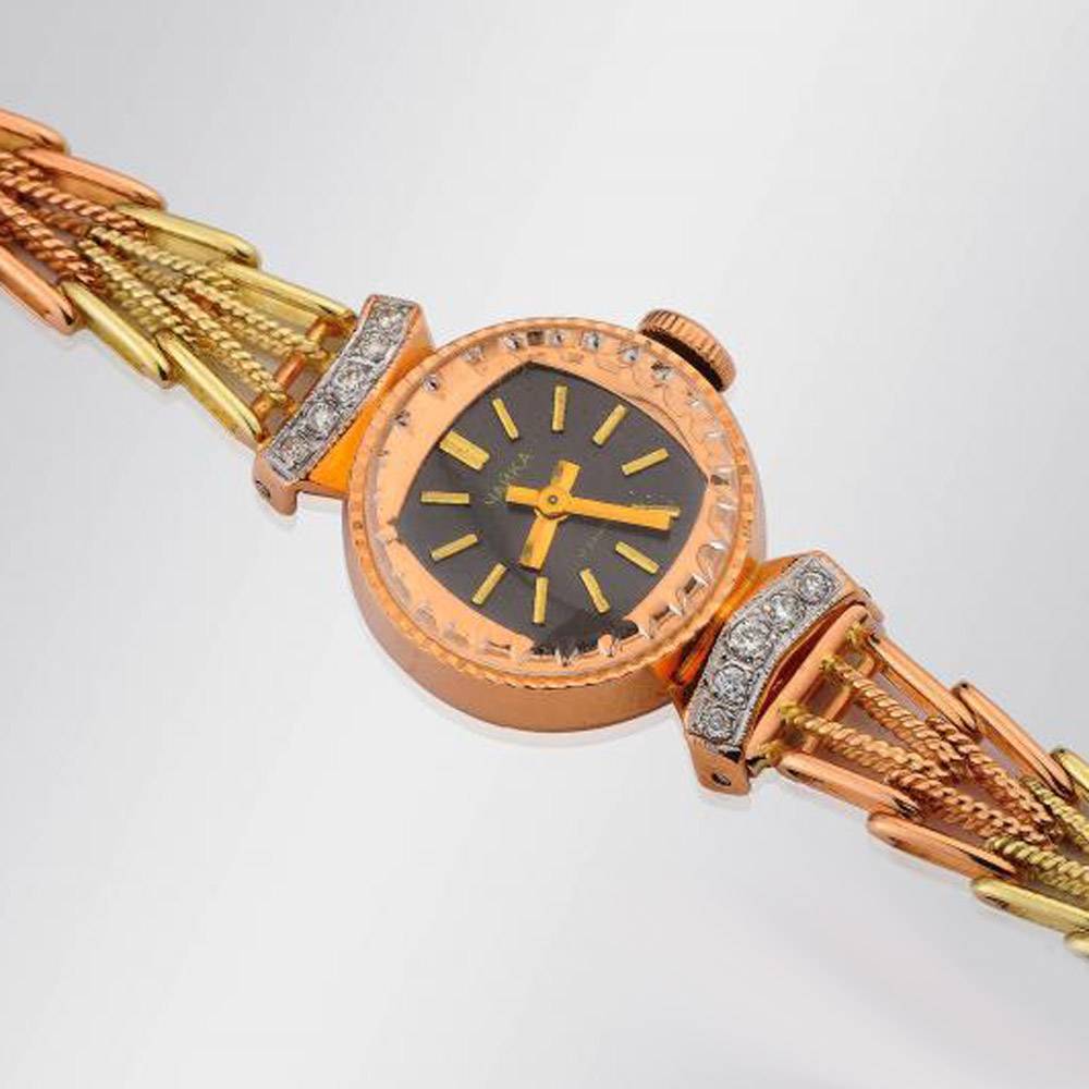 Женские наручные часы СССР с бриллиантами из золота 583 пробы ку��ить вМоскве