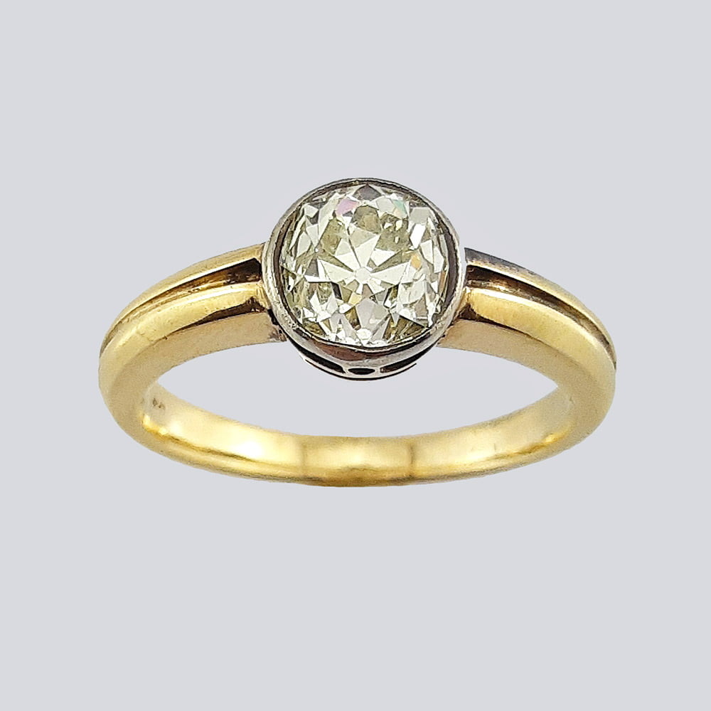 Кольцо с круглым бриллиантом старой огранки из золота 585 пробы 