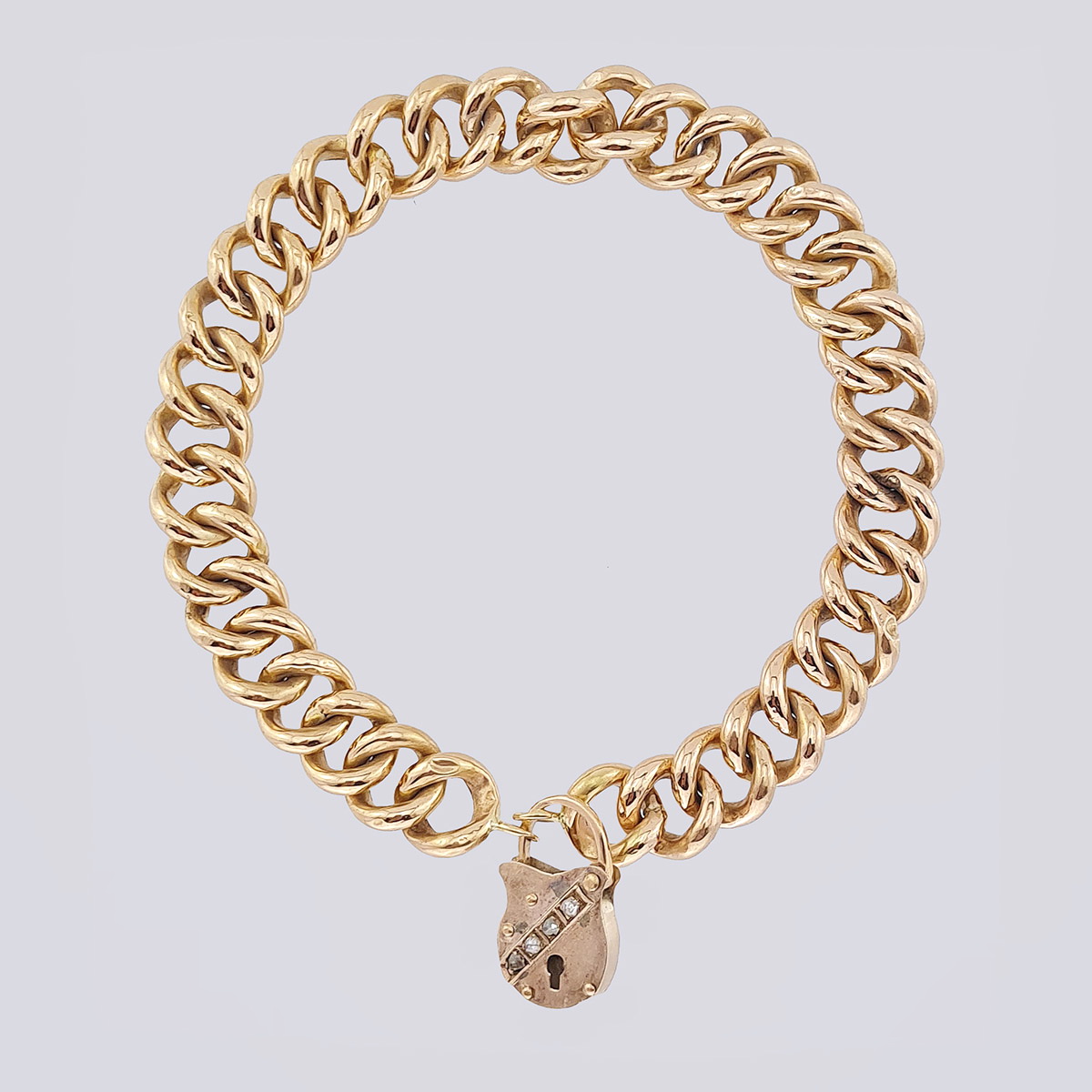 Дутый браслет из золота 56 пробы с замочком с 4 алмазами 19 века