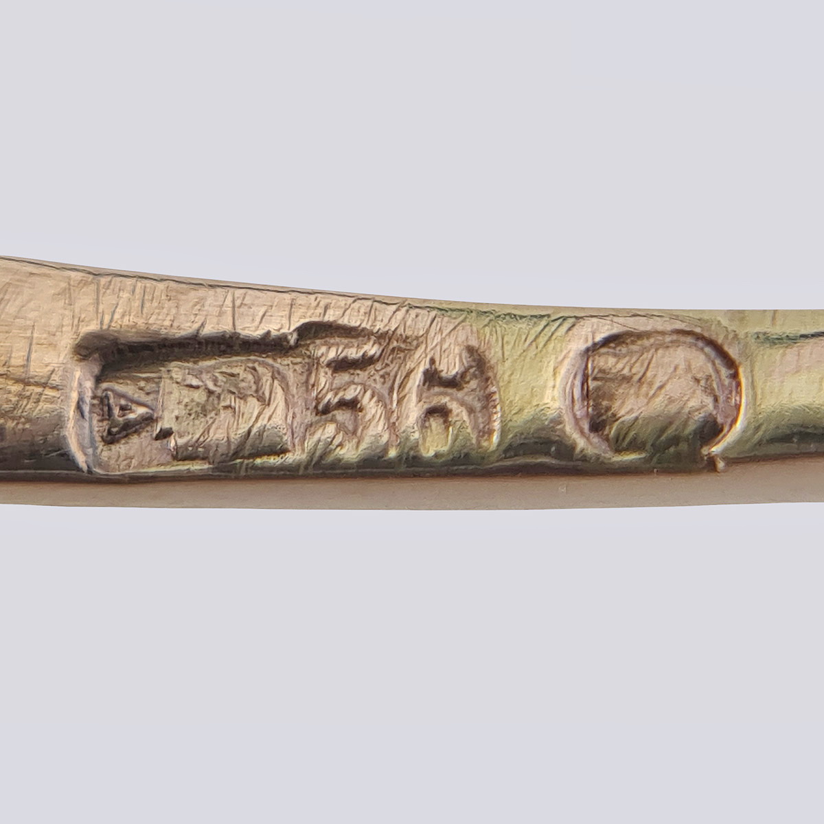 Серьги с жёлтыми сапфирами из золотая 585-й пробы 