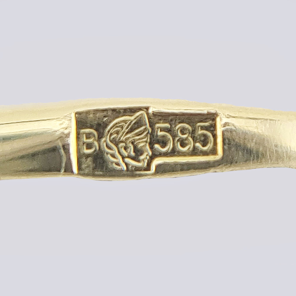 Кольцо СССР с большим бриллиантом из золота 585 пробы