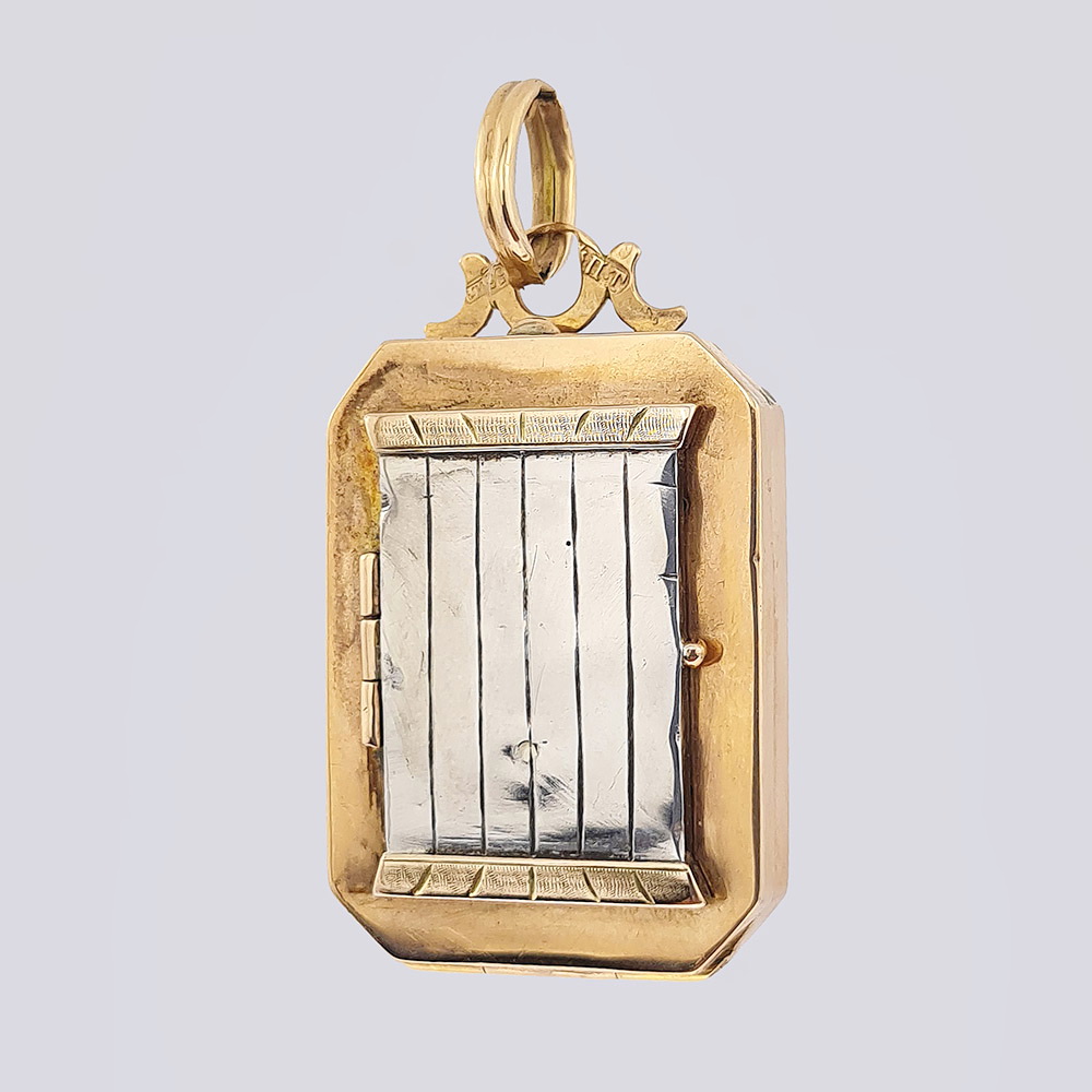 Медальон-подвеска для фотографии из золота 56 пробы 20 века