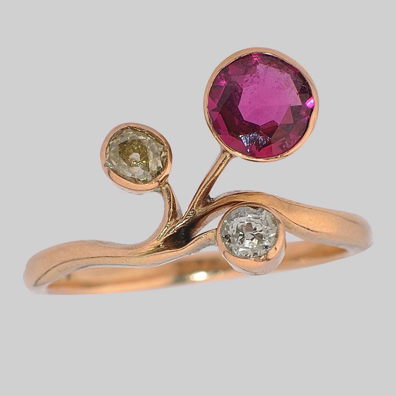 Кольцо «ветка с рубином и бриллиантами»
