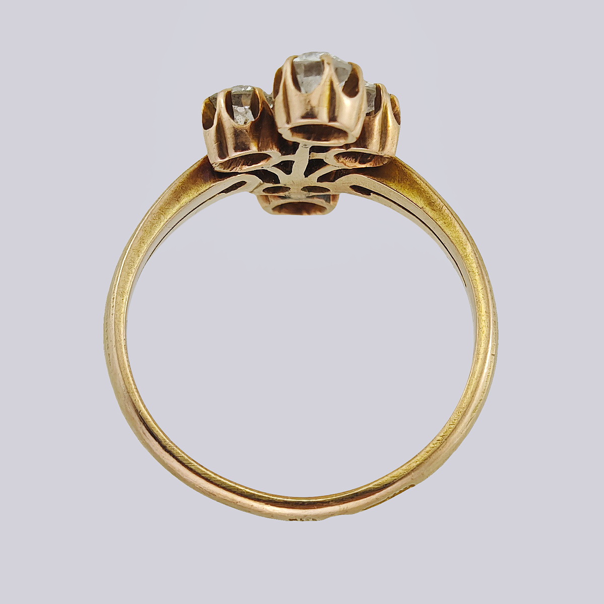 Кольцо золотое с бриллиантами старой огранки 