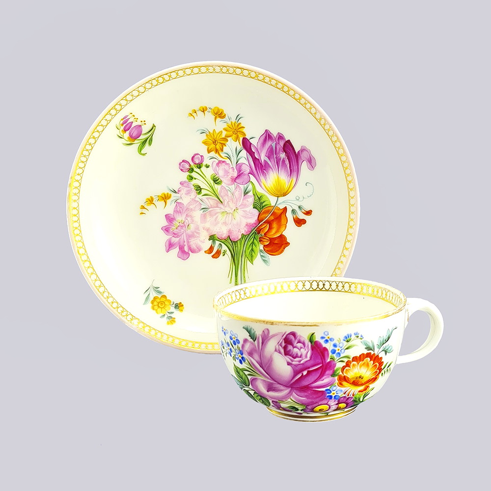 Кофейная пара «Цветы» (1870-е, Фарфоровый завод А. Г. Попова)