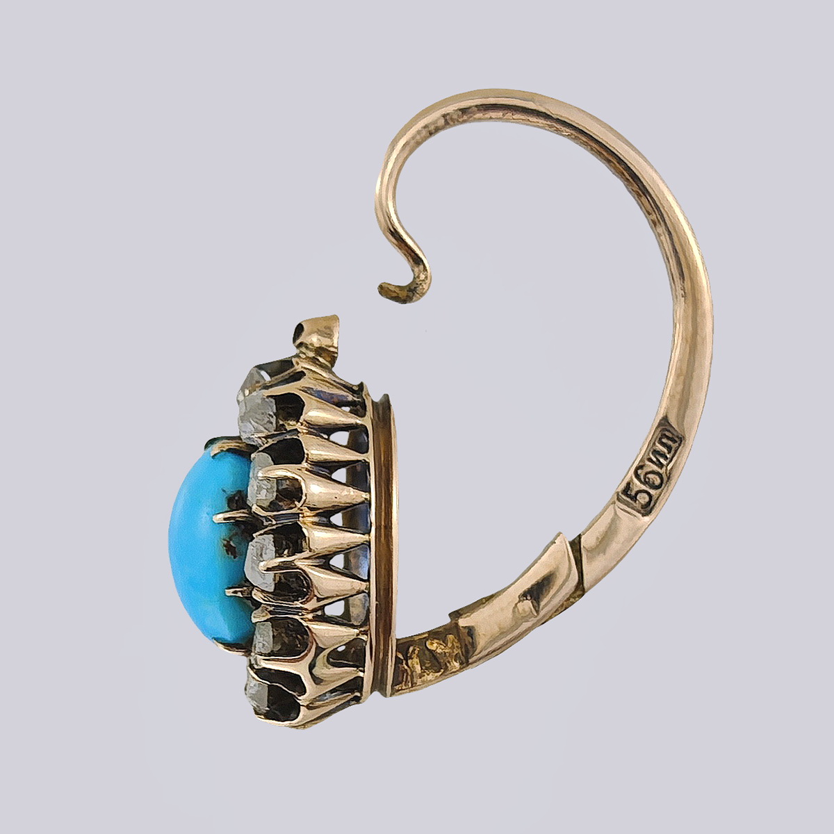 Серьги золотые 56 пробы в форме " малины" с природной бирюзой и алмазами огранки "роза"