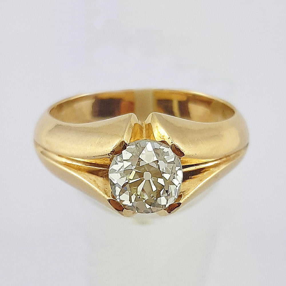 Кольцо с крупным бриллиантом из золота 56 пробы 19 века (18 р.)
