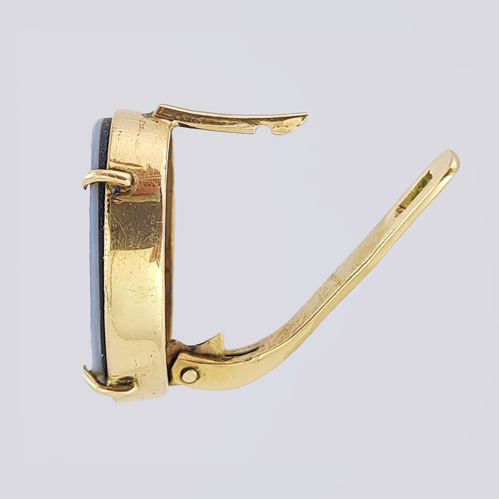 Золотой комплект - кольцо и серьги с камеями на голубом агате