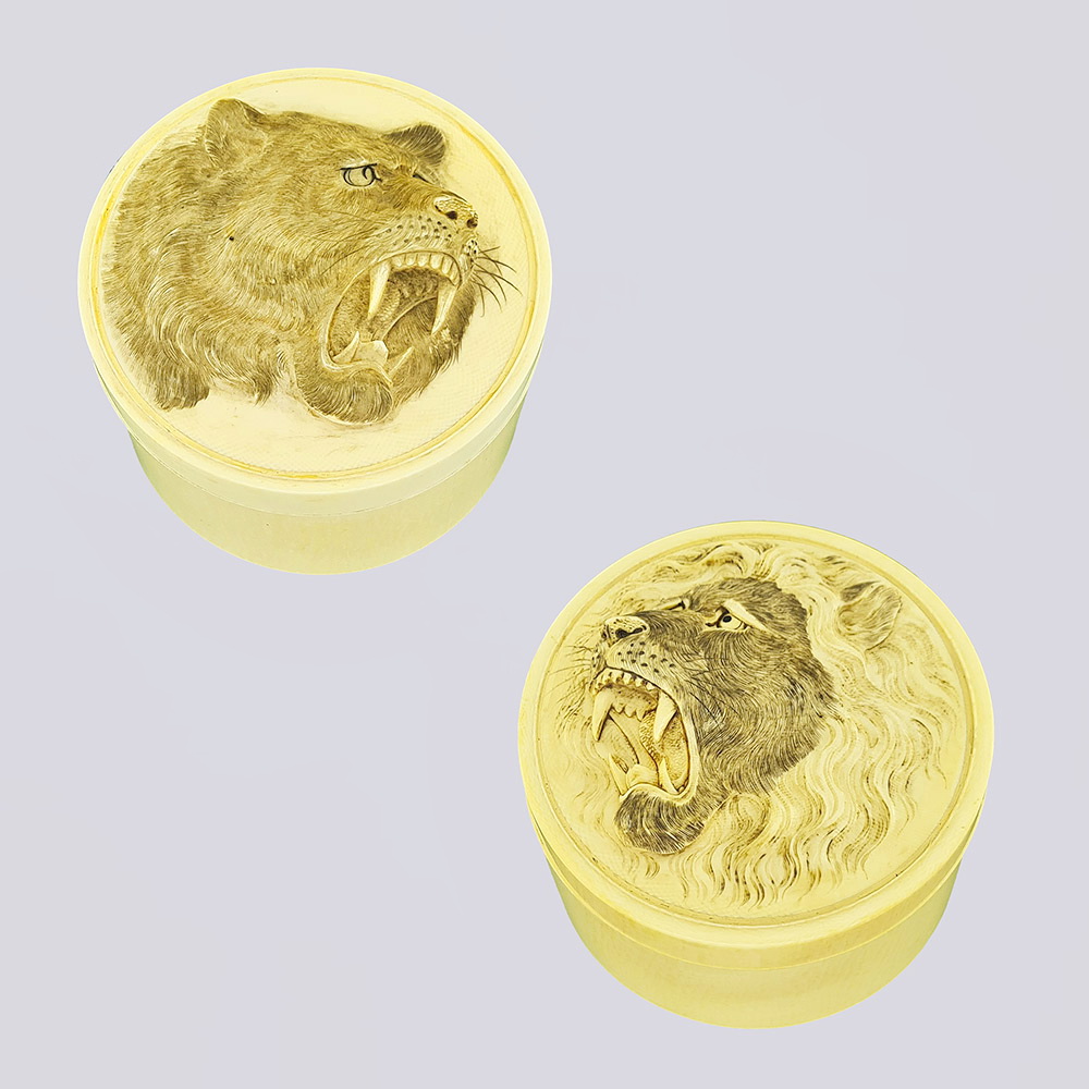 Парные круглые коробки из слоновой кости «Лев и львица»